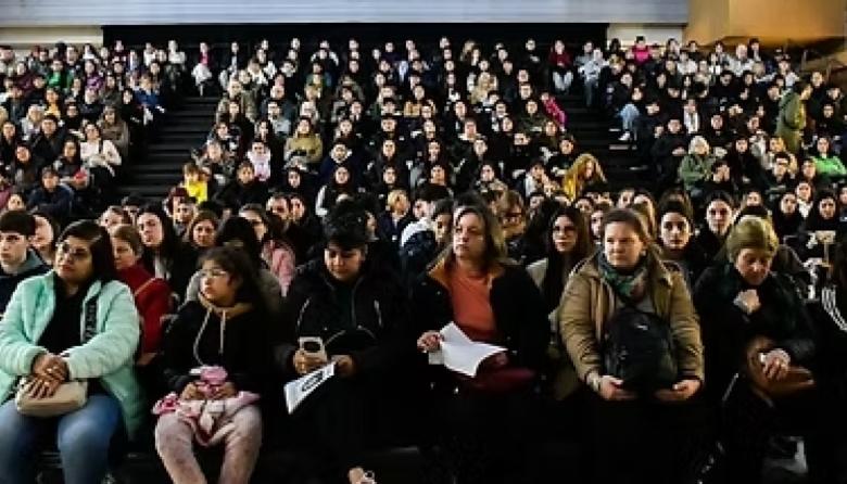 Todo listo para la entrega de las becas municipales en Pehuajó