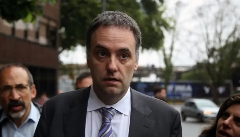 El fiscal Pollicita exigió a Manuel Adorni que justifique su patrimonio