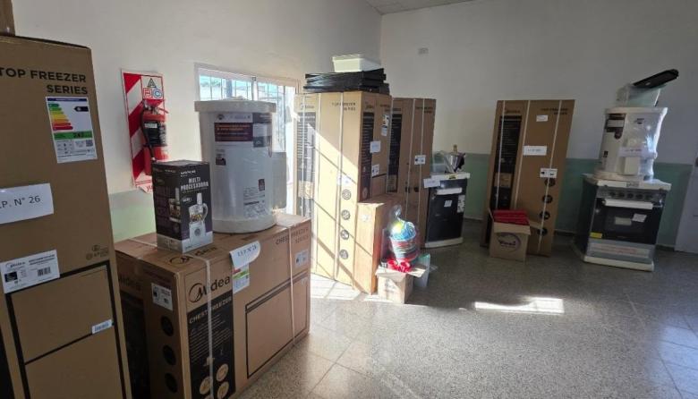 Carlos Casares recibió equipamiento para sus comedores escolares