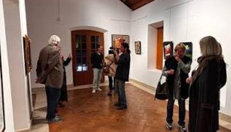 El Complejo Cultural Cine Zurro inaugura la muestra "Del Grafito al Óleo"