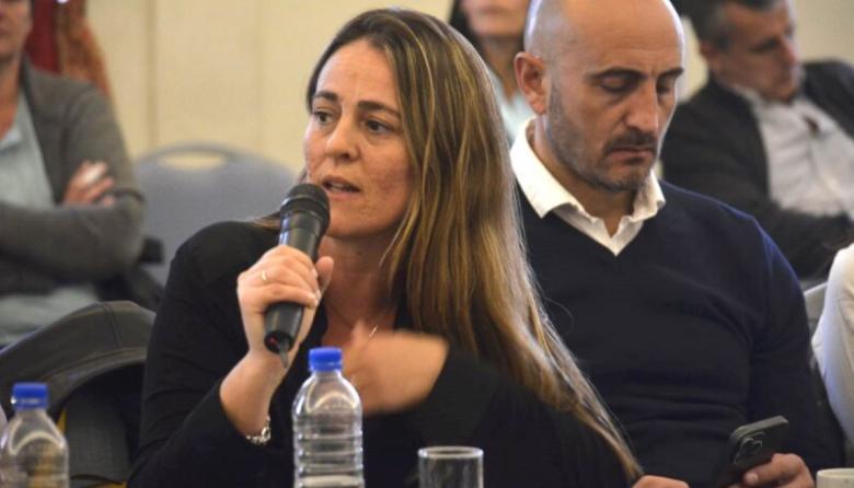 Presentan nueva estrategia de admisión y primera escucha en salud mental