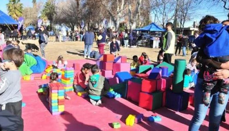 Beruti abre los festejos por el Día de la Niñez en el Polideportivo Municipal