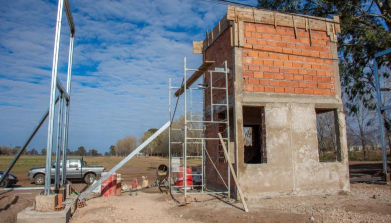 Avanza la obra de ampliación y mejoras del predio del Polideportivo