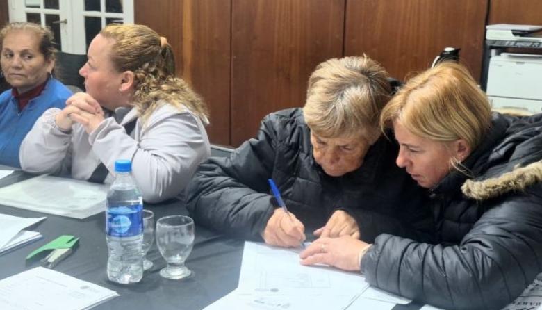 Avanzan las gestiones para regularizar los lotes del Plan Familia Propietaria