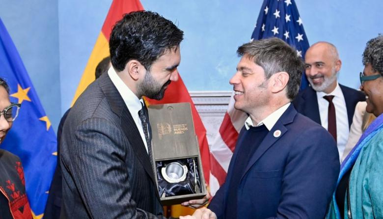 Kicillof se reunió con Mamdani y negó un "milagro económico" en Argentina