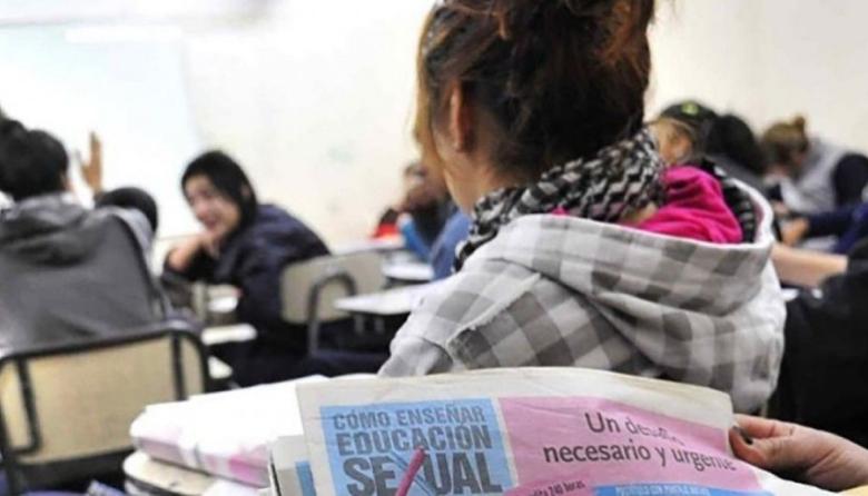 Realizan la Primera Feria de Educación Sexual Integral en Carlos Casares
