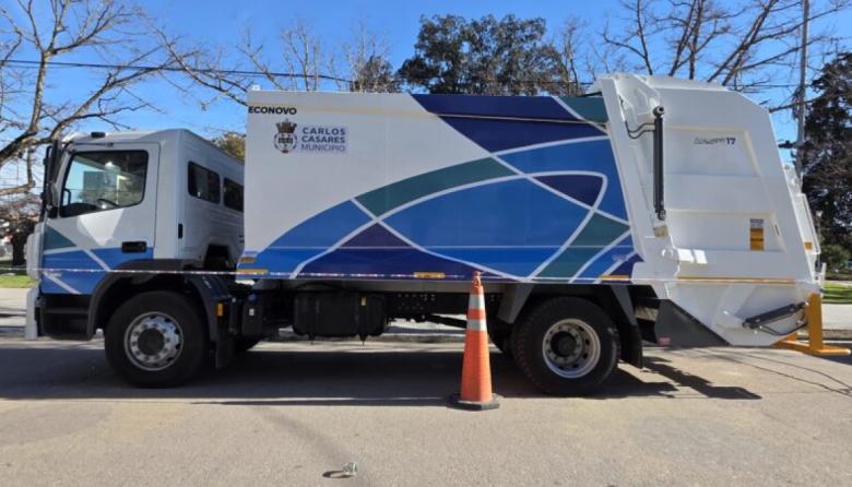 Casares suma un nuevo compactador para reforzar la recolección de residuos