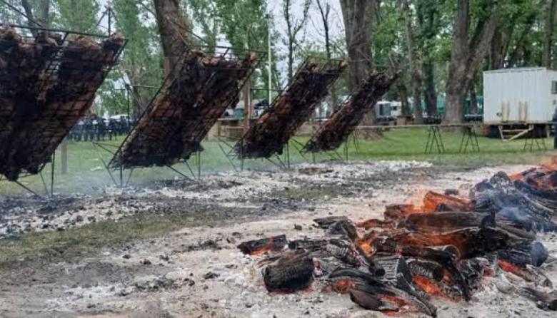 Los fogones vuelven a encender la tradición de la Fiesta del Caballo