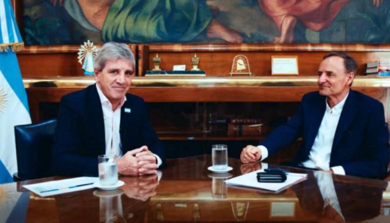 IDEA: Caputo ligó la suba del riesgo país al "temor de volver al infierno"