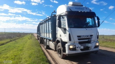 Realizaron infracciones a camiones y maquinarias por circular en caminos enlodados luego de la lluvia