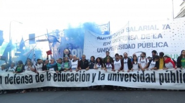 Docentes universitarios realizan paro nacional este lunes