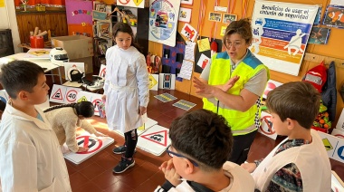 Se implementa una nueva iniciativa de charlas escolares