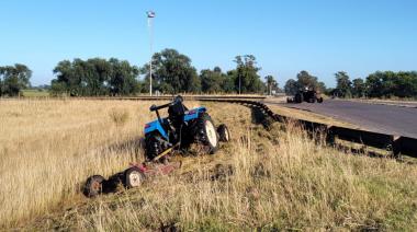 Rutas 5 y 65: el Municipio inició la limpieza de las banquinas
