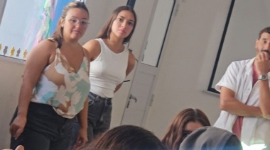Becarias pehuajenses realizaron talleres sobre Salud Mental en distintos puntos de la ciudad
