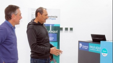 Stadnik participó de la puesta en funcionamiento de una nueva sede de Provincia Net en la Casa de la Provincia