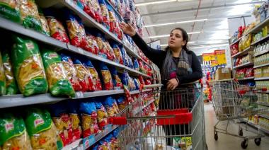 La inflación se desaceleró al 2,8% en abril, tras la salida del cepo cambiario