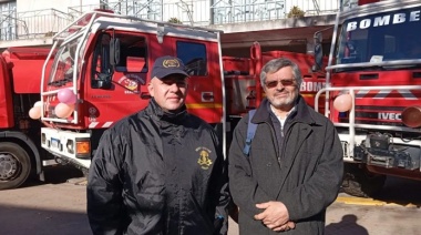 Los Bomberos Voluntarios enseñaron RCP a estudiantes de la Escuela Industrial