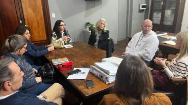 Coordinan acciones para reforzar el abordaje de la salud mental en el distrito