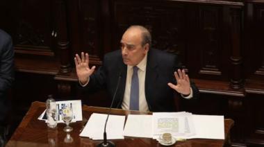 Francos defendió el veto a Bahía Blanca y se retiró del Senado en medio de un escándalo