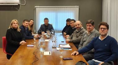 La UCR bonaerense avanzará en un espacio distante del PRO y LLA
