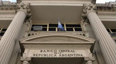 El Banco Central sube los encajes a los bancos para contener al dólar