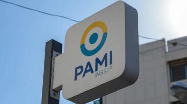 Oftalmólogos denuncian sobreprecios millonarios en la compra de lentes