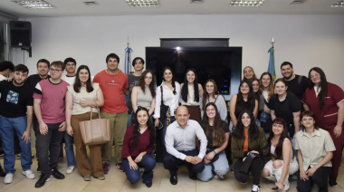 Encuentro de becarios con Avelino Zurro en la Cámara de Diputados