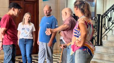 Emotiva visita al Palacio Municipal del grupo “Girados de Ilusión”