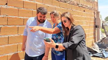 Funcionarios provinciales asistieron a damnificados por el temporal en Casares