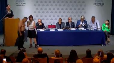 Polémico acto antivacunas organizado por diputada del PRO en el Congreso