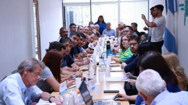 La Provincia acordó que las negociaciones salariales pasen a enero