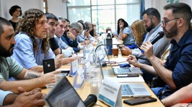 Kicillof convocó a los estatales para retomar las negociaciones salariales