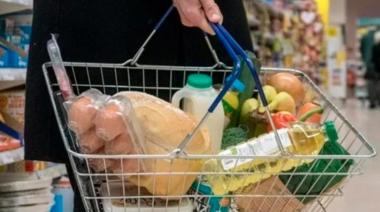 La canasta alimentaria saltó casi 6% en enero y duplicó a la inflación