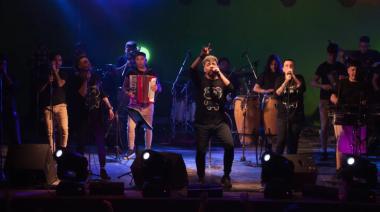 La banda cordobesa Tru La Lá cerrará el Baile de Carnaval