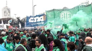 Los estatales bonaerenses van al paro y se suman a los docentes y judiciales