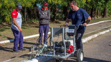 La Municipalidad adquirió una máquina de demarcación vial en frío