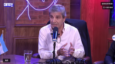 Caputo ve un “récord de consumo” y dice que la gente ahora se compra casas y autos