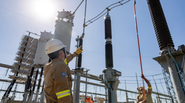 Aumenta la luz en la provincia de Buenos Aires: cómo impacta en los hogares del conurbano y del interior