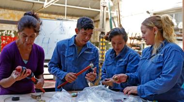 El Gobierno reemplazará planes sociales por vouchers de capacitación