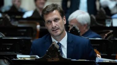 Diputado trenquelauquense compró un rifle en la web y se lo enviaron a la Cámara