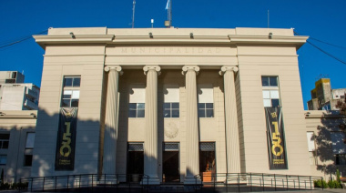 El edificio de la Municipalidad luce renovado para celebrar el 150 Aniversario de la ciudad