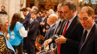 El hijo de una de las jubiladas declaró que Adorni le debe otros 65.000 dólares