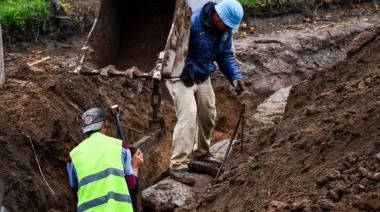Avanzan las obras de desagües y pavimentación en el barrio Fonavi
