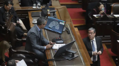 La Libertad Avanza busca blindar a Manuel Adorni y cerrar zona fría en Diputados