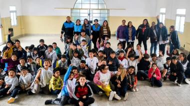 Generar conciencia: brindan charlas de Educación Vial en la Escuela Nº 8
