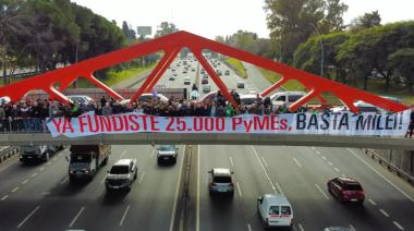 Incidentes en protesta por el cierre de 25 mil pymes durante la gestión de Milei