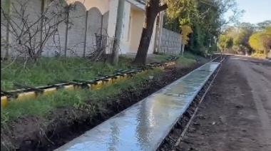 El barrio Centenario suma nuevas cuadras de cordón cuneta