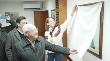 El Colegio de Abogados reinauguró su biblioteca y sumó obras pictóricas
