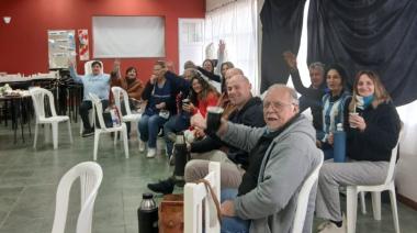 El Centro de Jubilados abre sus puertas para mirar los partidos de la Selección