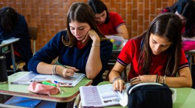 La Provincia lanzó un programa para reforzar la lectura y la escritura